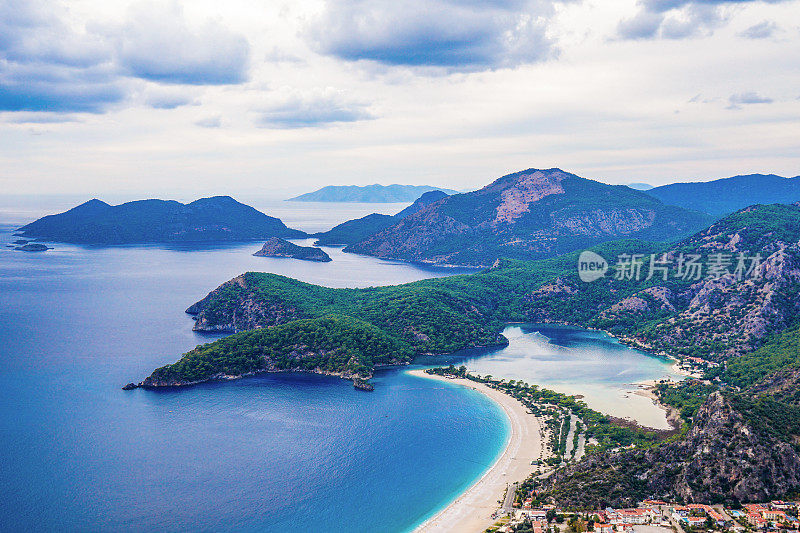 在冬天，Oludeniz。