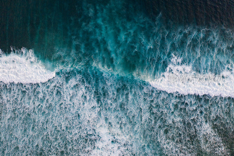 海面上的海浪