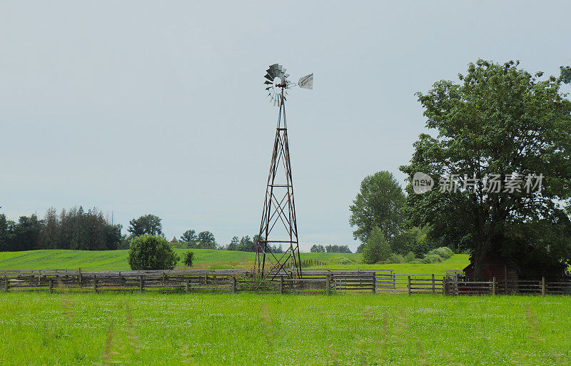 在电视剧《超人前传》中被用作拍摄地点的“肯特农场”和在电视剧《河谷》中出现的“美丽农场”