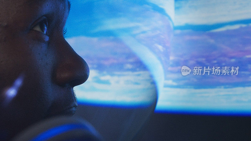 寻找新地球。非洲人探索太空，以超光速前往蓝色星球