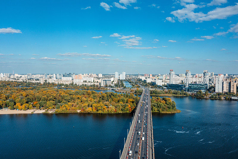 基辅和第聂伯河的鸟瞰图