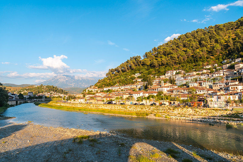 阿尔巴尼亚历史名城贝拉特及其河流，联合国教科文组织世界遗产，千窗之城