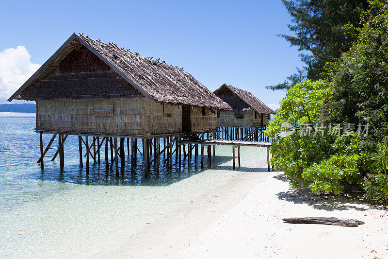 水村，传统风格的平房，克里岛，拉贾安帕，印度尼西亚