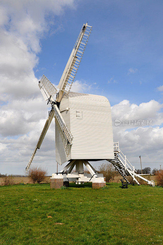 英国肯特郡多佛附近的奇伦登风车