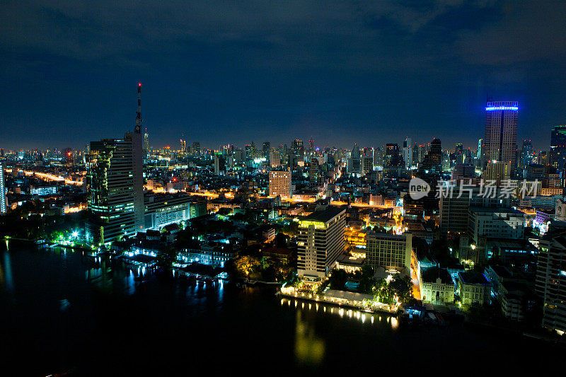 曼谷《暮光之城》