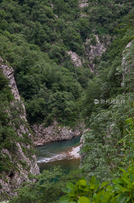 黑山的山脉景观