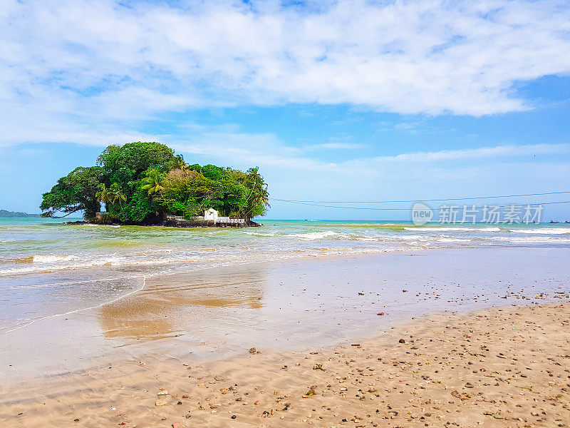 斯里兰卡南部的威利加马海滩