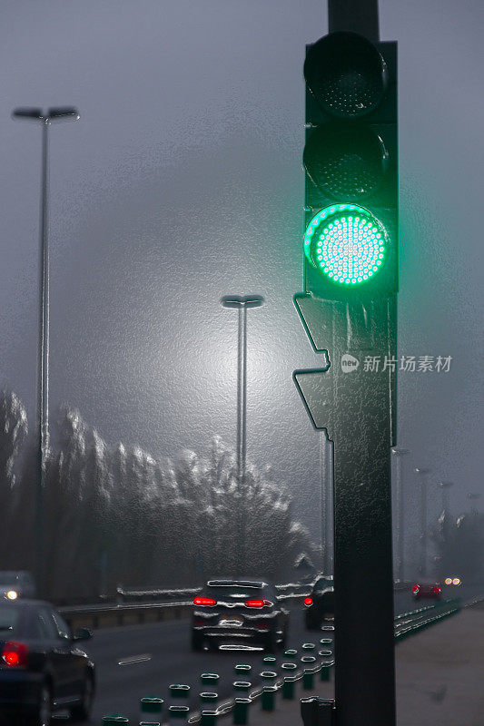 绿灯-绿灯