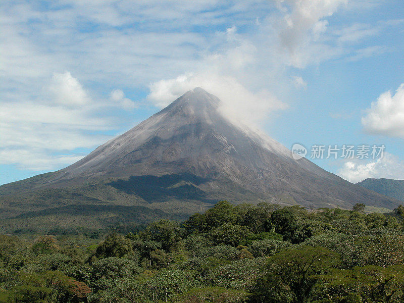 阿雷纳火山和阿雷纳火山国家公园，哥斯达黎加