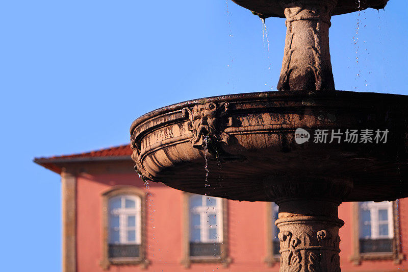 利马桥的Mannerist喷泉