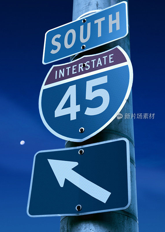 45号州际公路路标:休斯顿，达拉斯