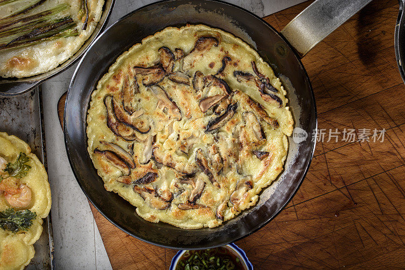 用香菇煎自制煎饼