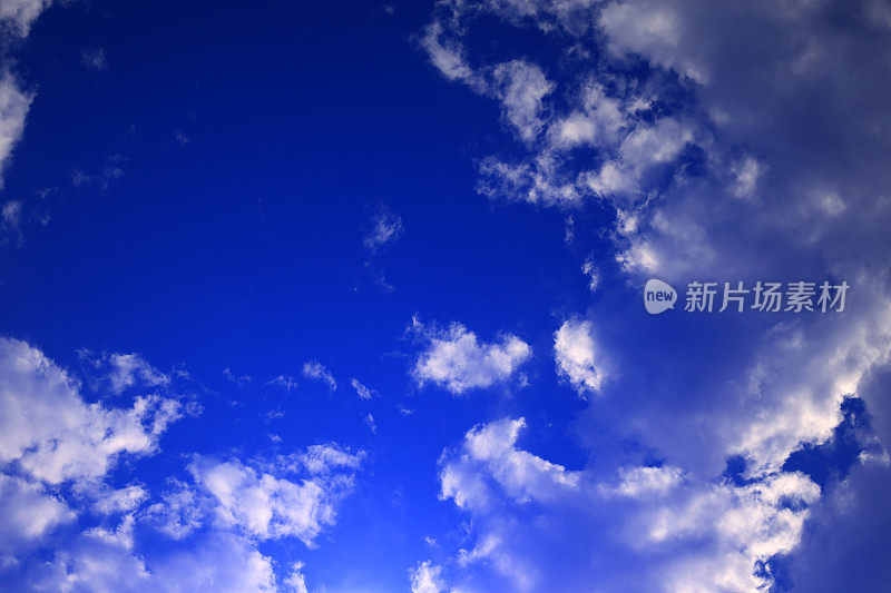 沉重的Cloudscape