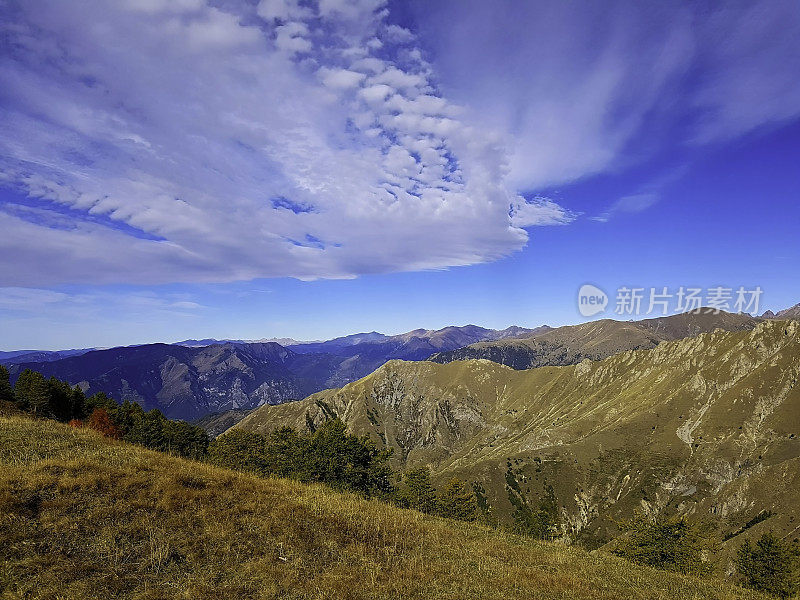 秋天的风景，莫卡图国家公园，法国