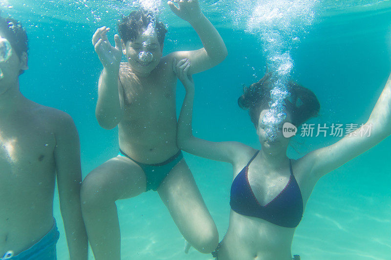 家庭潜水，自拍，水下乐趣