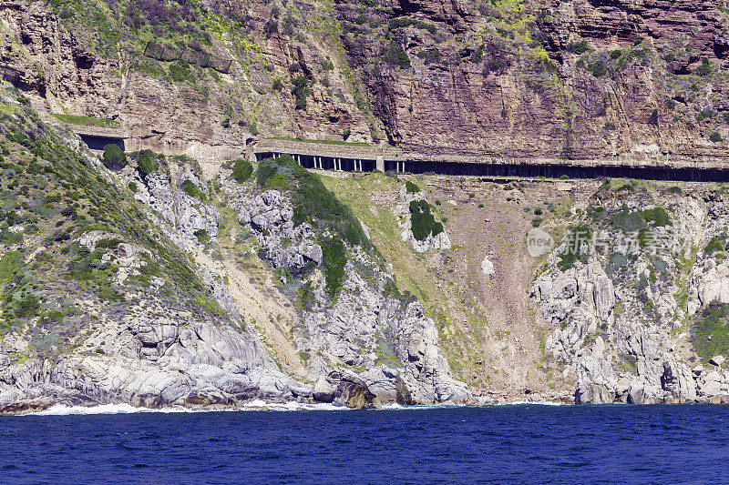 沿着海岸的查普曼峰