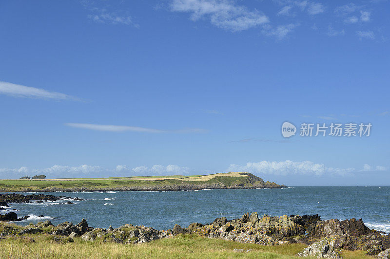 索尔威湾的海岸线从威索恩岛在苏格兰