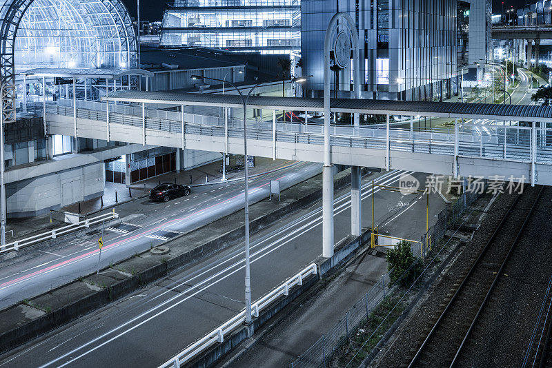 夜间悉尼城市道路