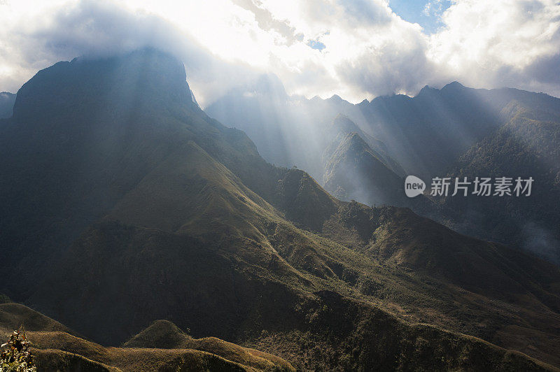 越南北部萨帕附近的山区景观