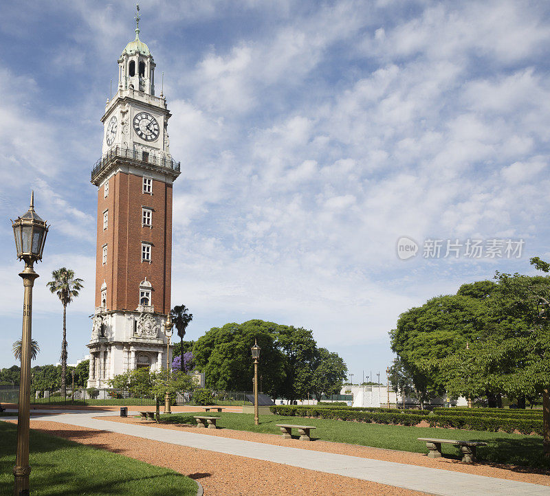托雷纪念塔-纪念碑钟塔在布宜诺斯艾利斯，阿根廷