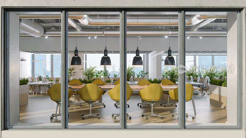 现代会议室外景，有桌子、黄色椅子和植物