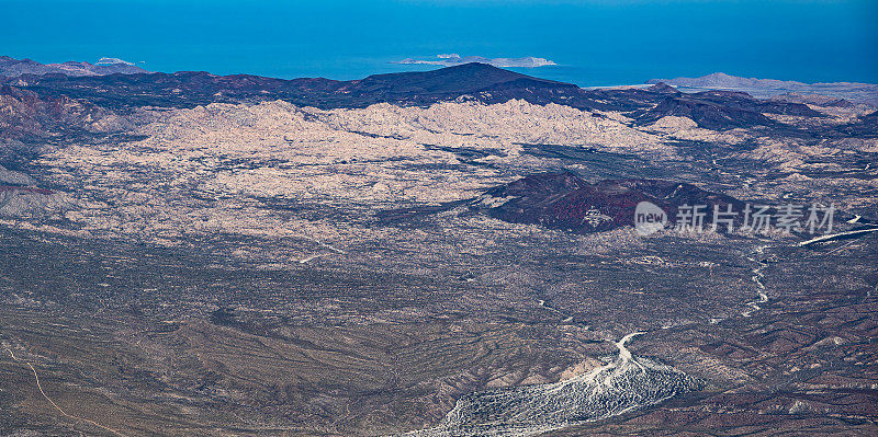下加利福尼亚北部的卡塔维亚花岗岩地区。墨西哥。
