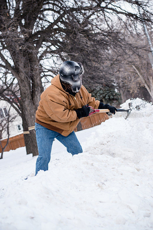 清理积雪