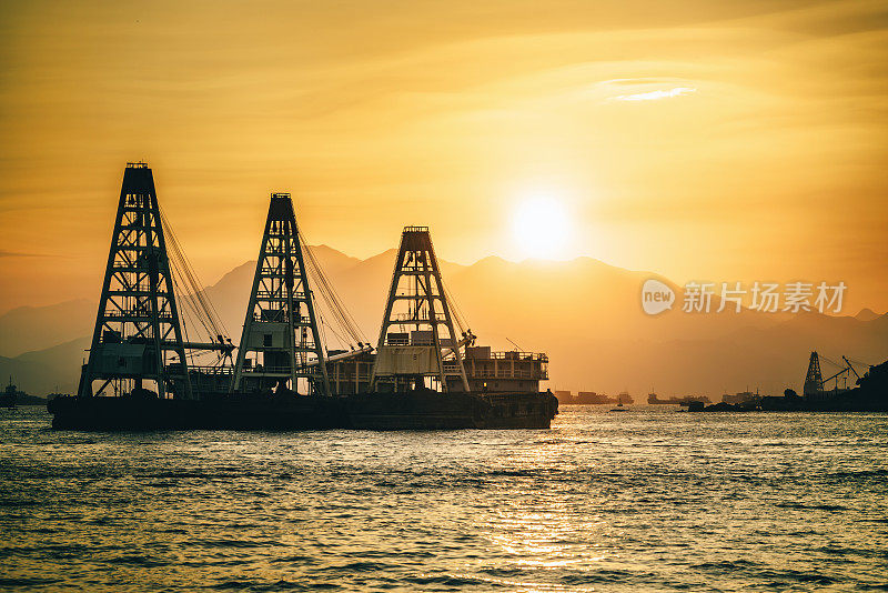 日落时的香港海港