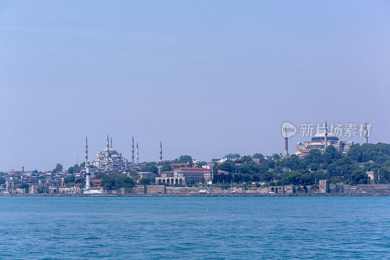 历史上的苏丹艾哈迈德蓝色清真寺和圣索菲亚教堂纪念碑博斯普鲁斯在土耳其伊斯坦布尔