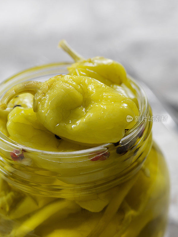 腌辣椒,Pepperoncini