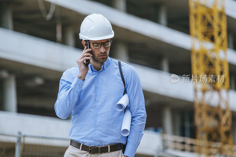 建筑师及建筑工人