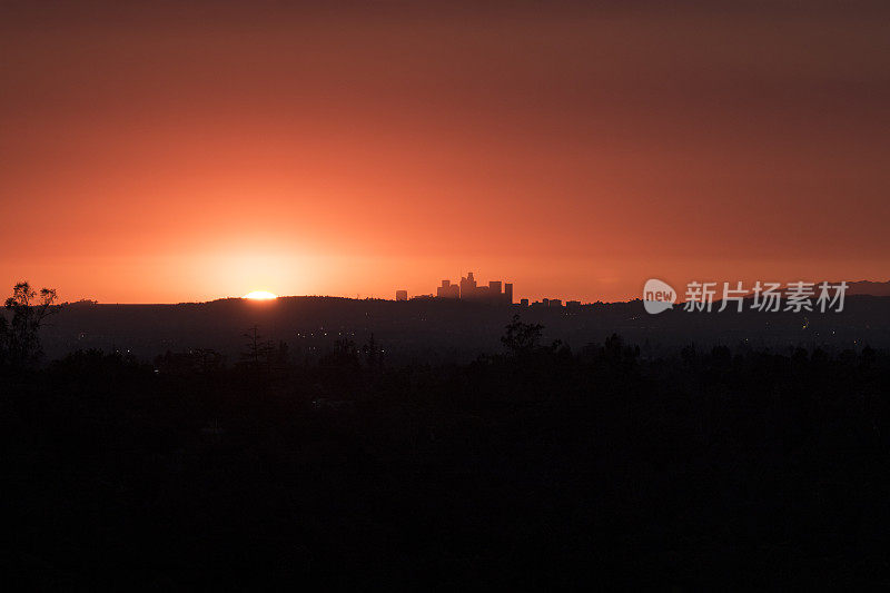 加利福尼亚州洛杉矶市的日落