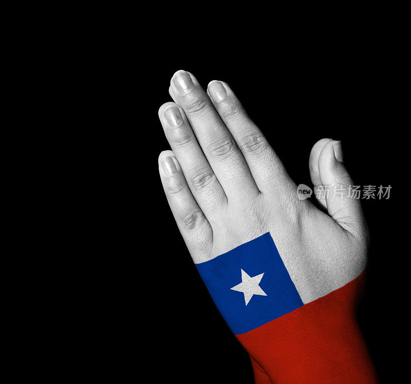 祈祷-画在手上的智利国旗