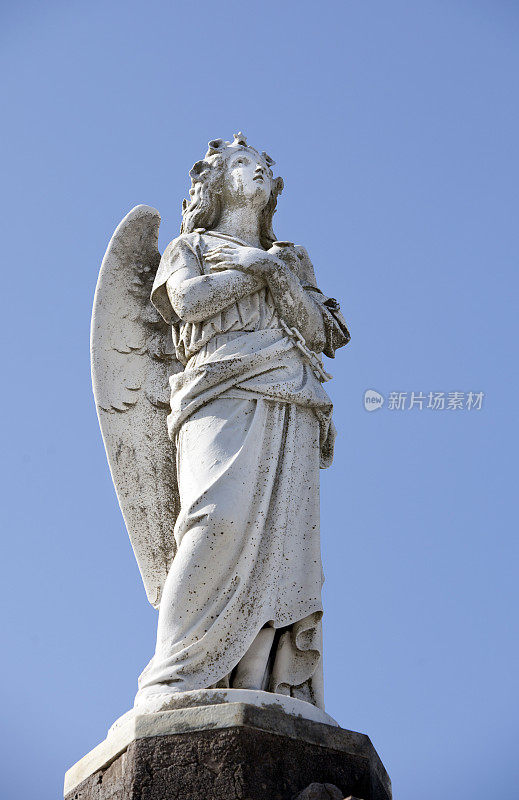 新奥尔良墓碑上的石头天使