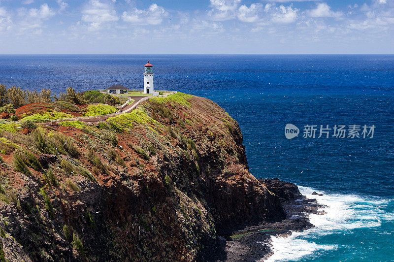 位于夏威夷考艾岛俯瞰太平洋的基拉韦厄灯塔