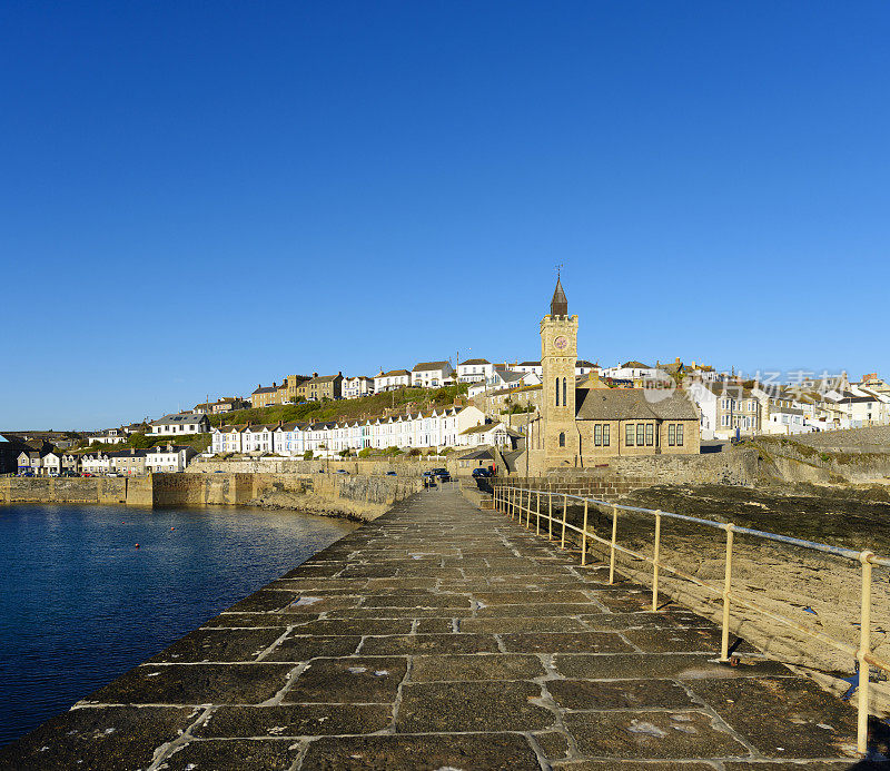 英国康沃尔的Porthleven村