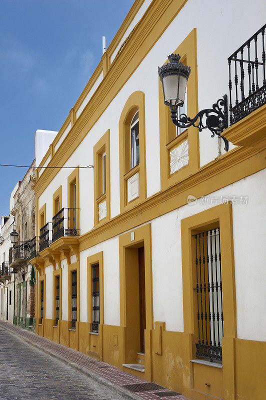 安达卢西亚的城镇街道。西班牙