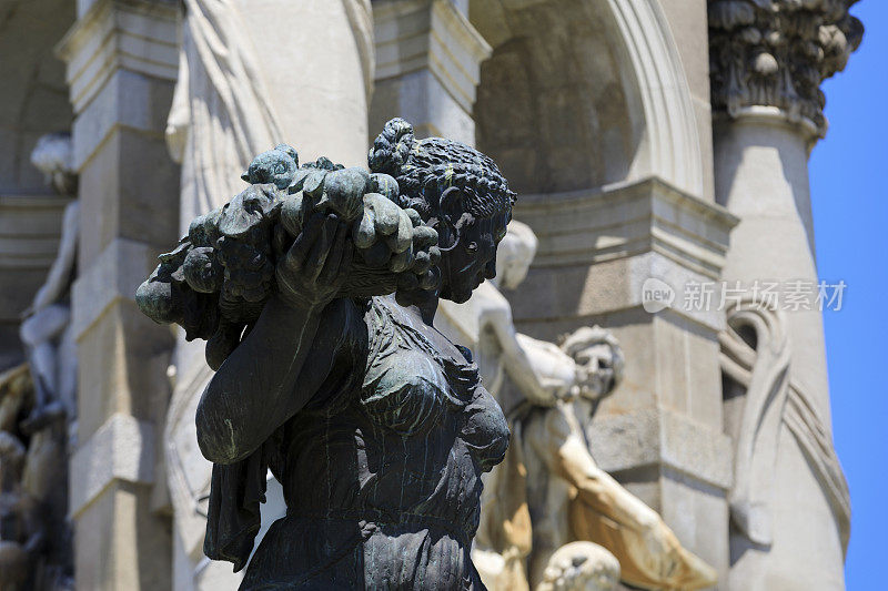 巴塞罗那西班牙广场的纪念性喷泉的细节