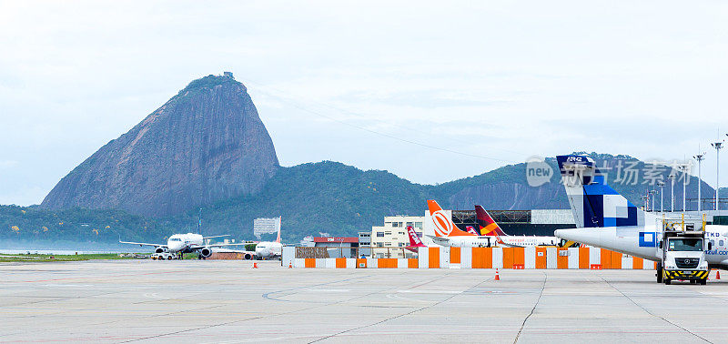 巴西里约热内卢桑托斯杜蒙机场的飞机