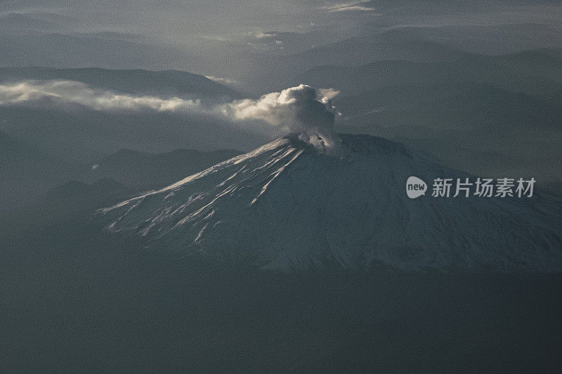 圣海伦火山