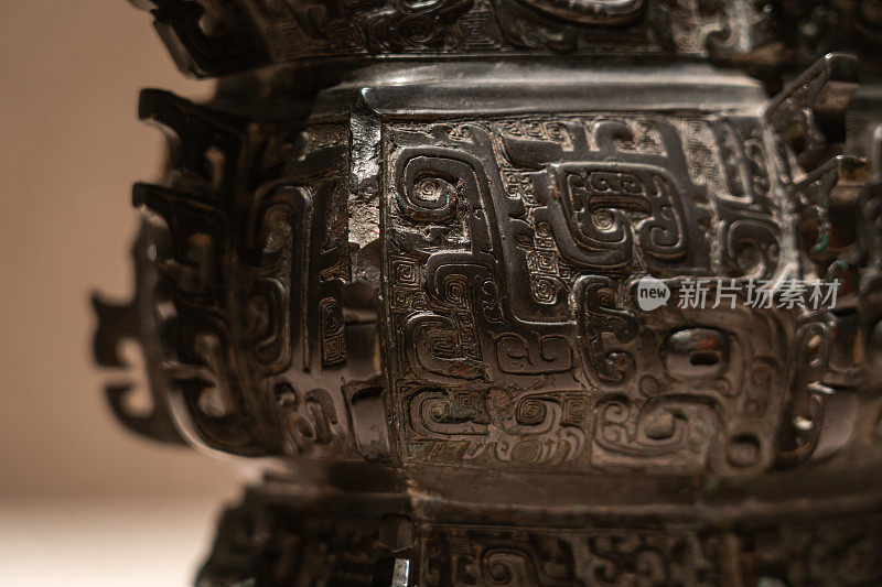 中国古代青铜器:尊(礼酒器皿)