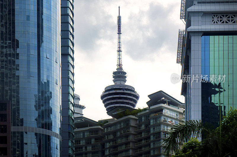 天空中的城市景观和吉隆坡塔