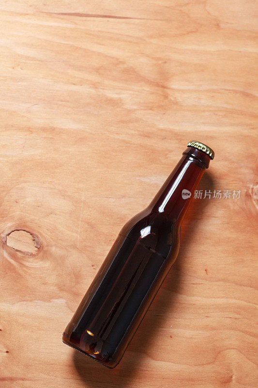 木制啤酒瓶