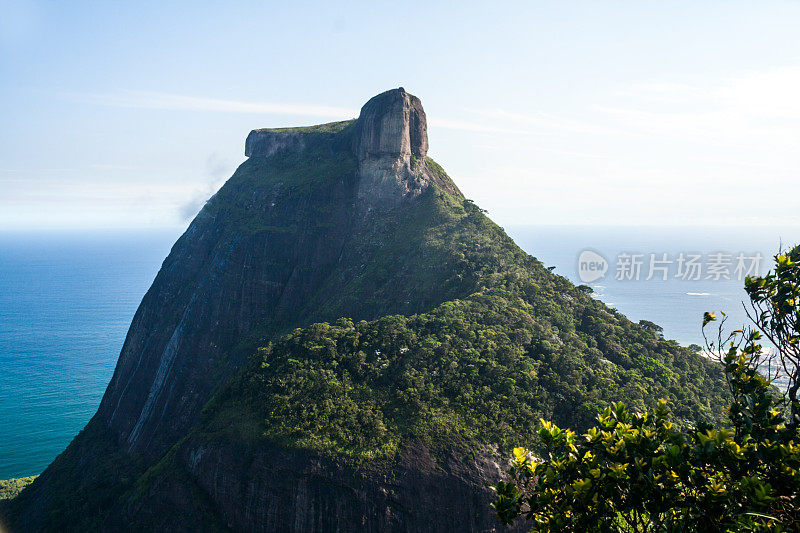 佩德拉达加韦亚山