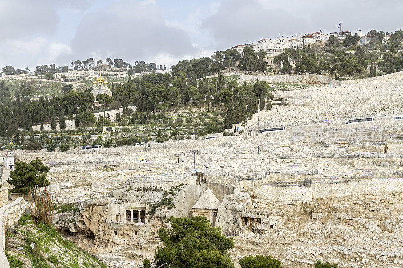 耶路撒冷的橄榄山。