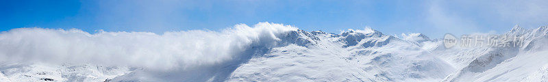 高山雪景