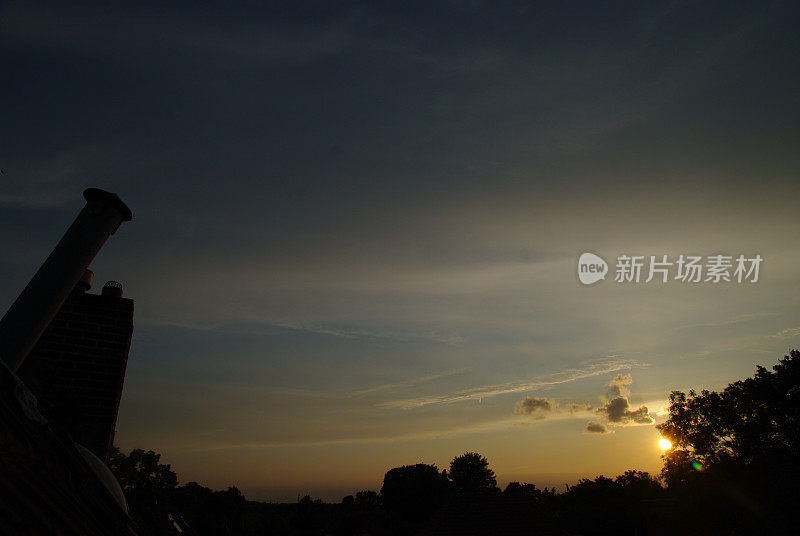 季节的天空看