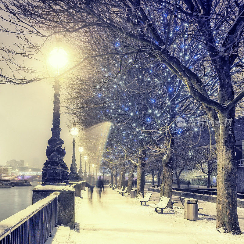 白雪皑皑的伦敦
