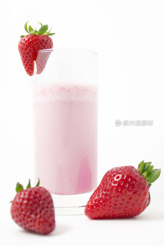 奶昔-高脚杯草莓