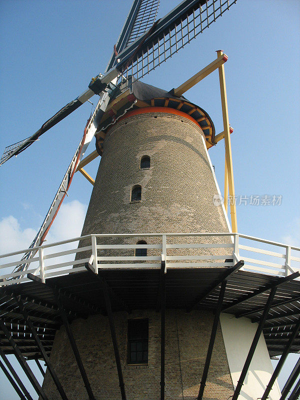 一个传统荷兰风车的特写